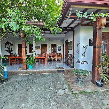 Hotel Tissamaharama Buitenkant foto