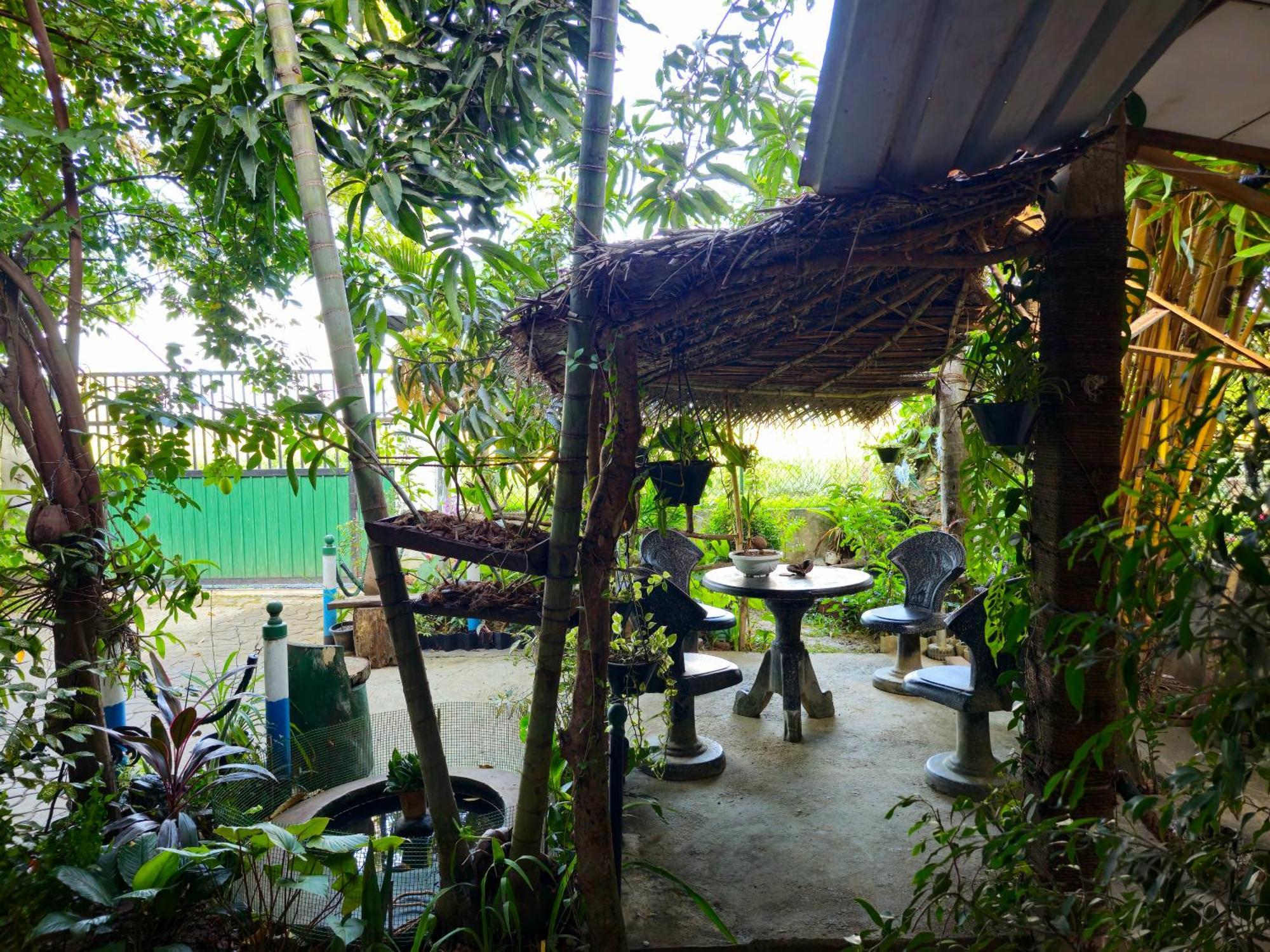 Hotel Tissamaharama Buitenkant foto
